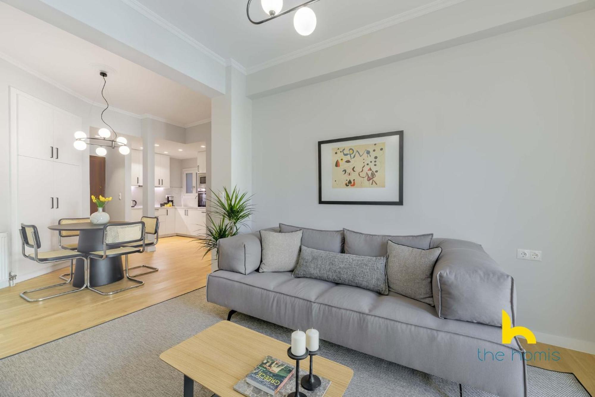 Sun-Splashed 2-Bdr Corner Apartment With Hillside Views! Атина Екстериор снимка